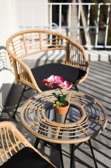 Blue Delta Apartment Palaio Faliro Atina Dış mekan fotoğraf