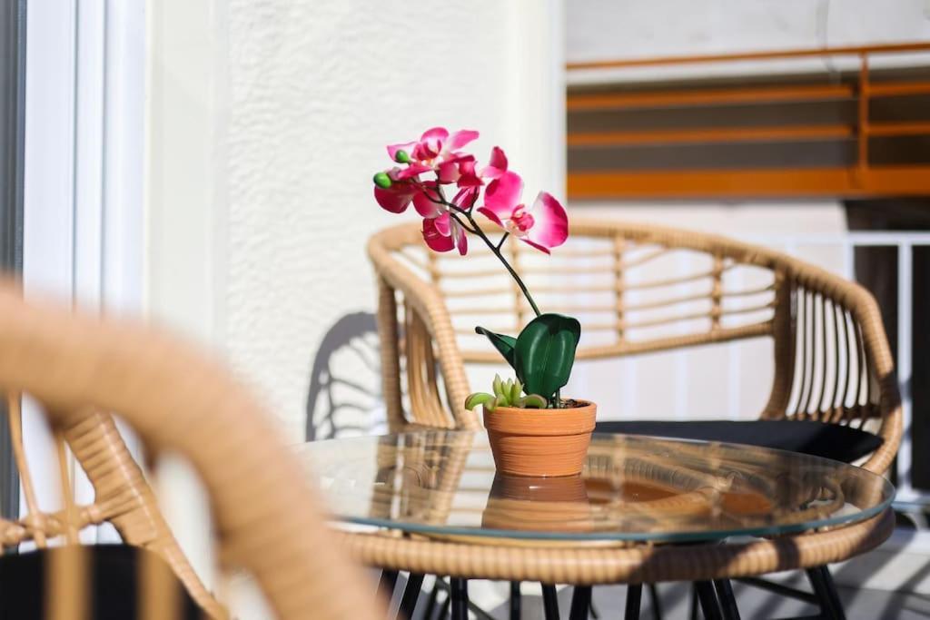 Blue Delta Apartment Palaio Faliro Atina Dış mekan fotoğraf